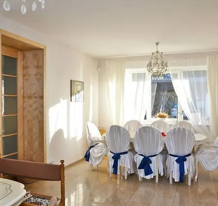 Irena Family House Πανσιόν